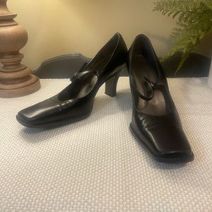 Enzo Angiolini Black Heels